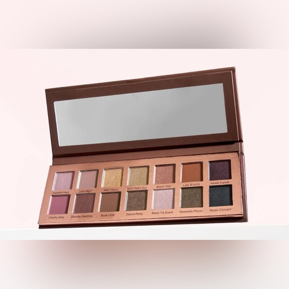 MALLY BEAUTY
Best Dressed Lids Neutrals & Bolds 14 Matte & Shimmer Eyeshadows - Picture 3 of 3